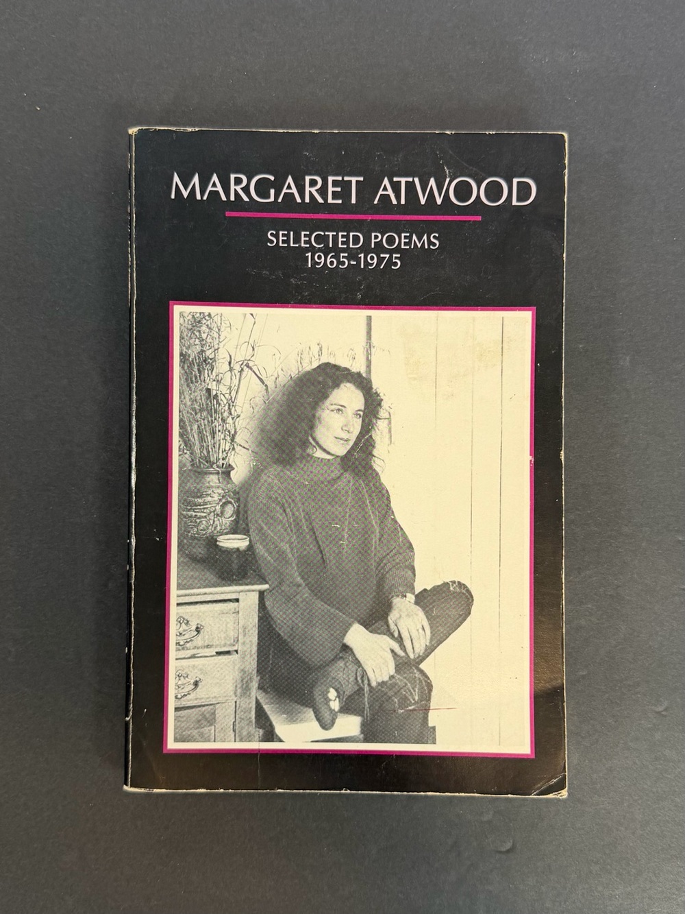 Margaret Atwood Selected Poems Book copy-write 1976-Good condition
